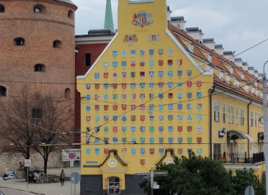 latvia/riga/old-town/landmark/coats-of-arms-of-latvian-municipalities-mural-lv100