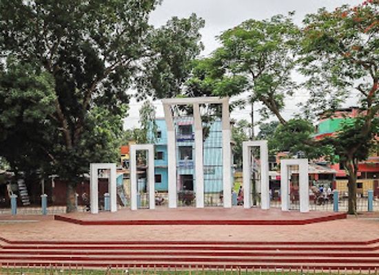 bangladesh/central-bengal/landmark/central-shaheed-minar-thakurgaon