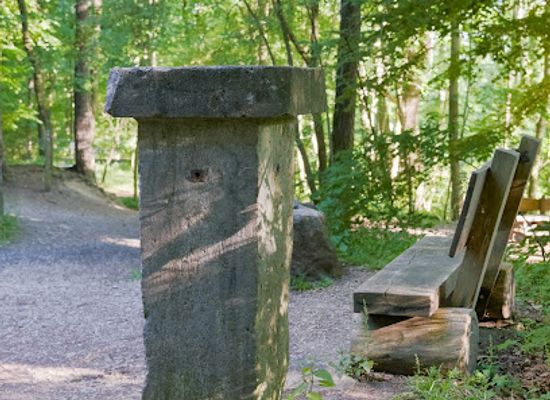 germany/anhalt/landmark/historischer-markierungsstein-kleper