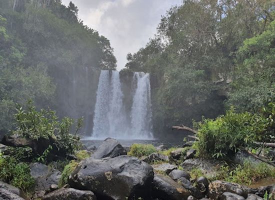 mauritius/savanne/landmark/cascade-leon