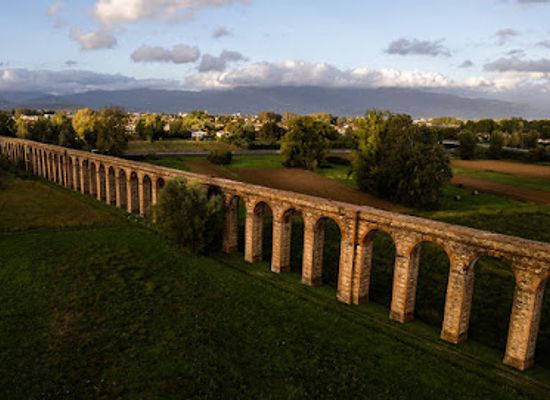 italy/lucca/landmark/aqueduct-of-nottolini-lucca