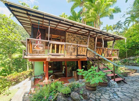 dominica/saint-david/landmark/cocoa-cottage