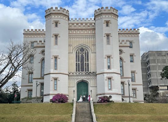 louisiana/florida-parishes/landmark/louisiana-s-old-state-capitol