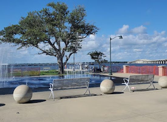 mississippi/biloxi/landmark/point-cadet