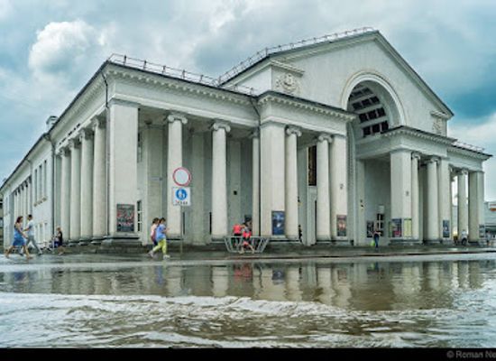 ukraine/kryvyi-rih/landmark/shevchenko-theatre