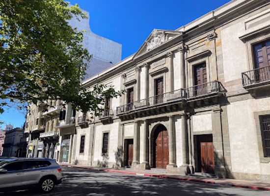 uruguay/montevideo/ciudad-vieja/landmark/museo-historico-cabildo-de-montevideo