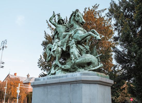 croatia/zagreb/landmark/kip-svetog-juraja