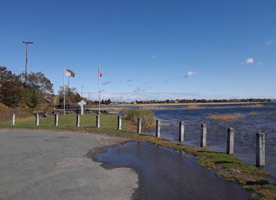 massachusetts/newburyport/landmark/newbury-salt-marsh