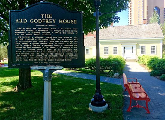 minnesota/minneapolis/downtown-minneapolis/landmark/ard-godfrey-house