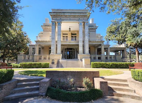 texas/gulf-coast/landmark/link-lee-mansion