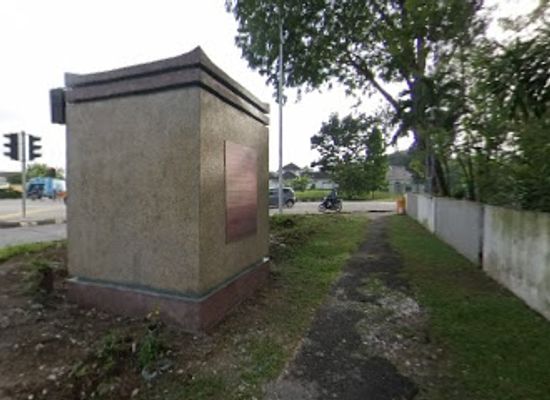 malaysia/west-coast/landmark/kampung-tunku-monument