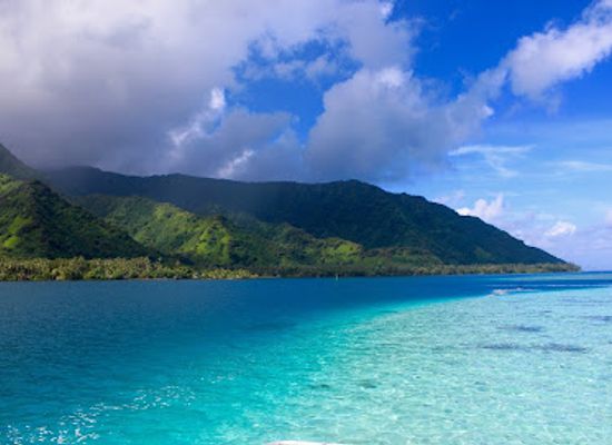 french-polynesia/tahiti-iti/landmark/teahupoo-tours-and-surf-adventures