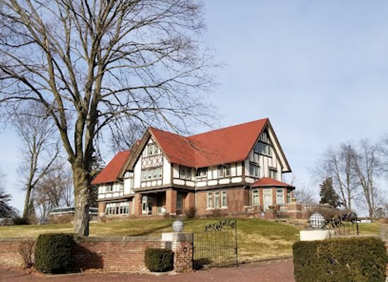 illinois/western-illinois/landmark/ulysses-g-orendorff-house