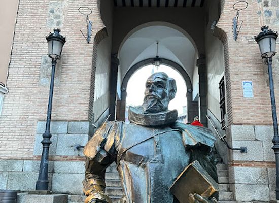 spain/toledo/landmark/statue-of-miguel-de-cervantes