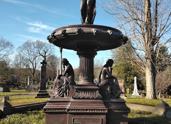tennessee/knoxville/landmark/old-gray-cemetery