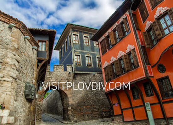 bulgaria/southeast-bulgaria/landmark/gate-hisar-kapia-plovdiv