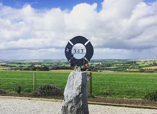 ireland/county-cork/landmark/ringfinnan-garden-of-remembrance