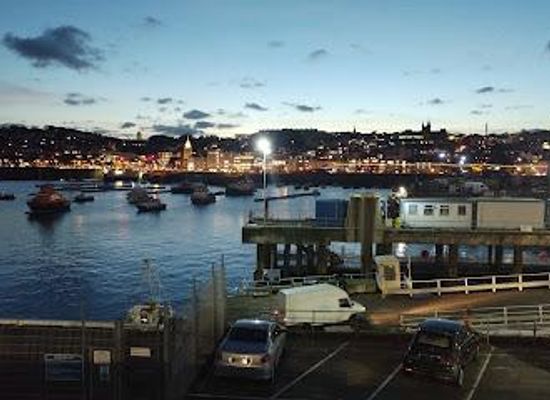 guernsey/st-andrew/landmark/st-peter-port