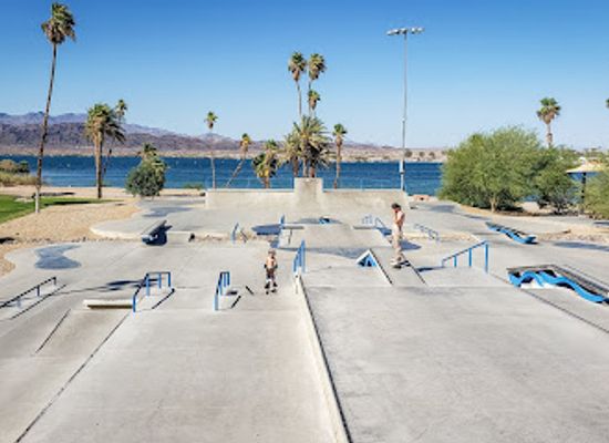arizona/lake-havasu-city/landmark/rotary-community-park-playgrounds