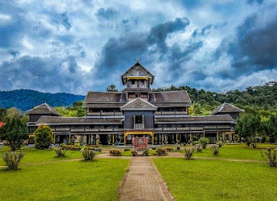 malaysia/east-coast/landmark/muzium-diraja-istana-lama-seri-menanti