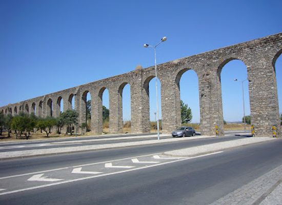 portugal/alentejo/landmark/aqueduct