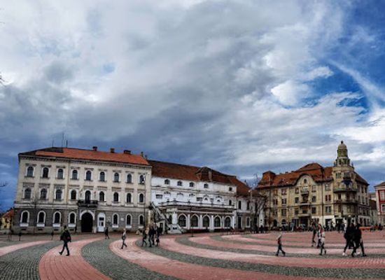 romania/banat/landmark/piata-libertatii-din-timisoara
