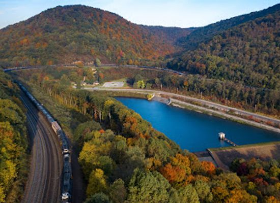 pennsylvania/laurel-highlands/landmark/world-famous-horseshoe-curve