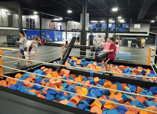 mississippi/hattiesburg/landmark/updown-trampoline-park