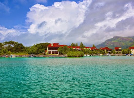 seychelles/ile-aux-serpents/landmark/eden-island-marina