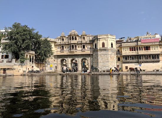 india/udaipur/landmark/gangaur-ghat