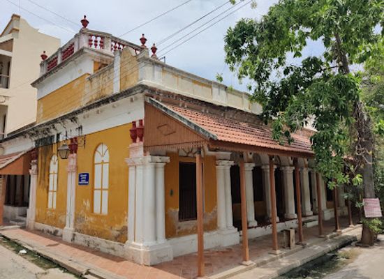 india/puducherry/heritage-town/landmark/mahakavi-bharathiyar-memorial-centre