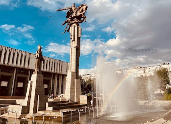 kyrgyzstan/bishkek/landmark/toktogul-satylganov-philharmonic-hall