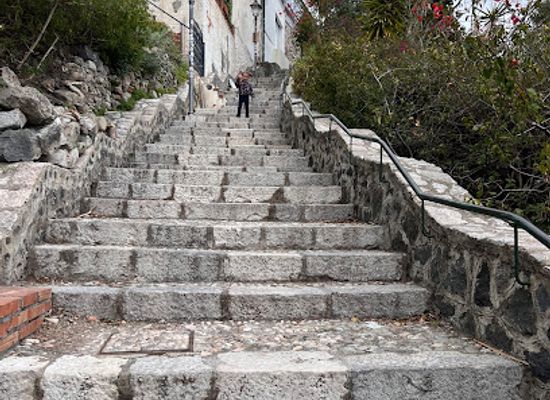 italy/taormina/landmark/stairs-to-isola-bella