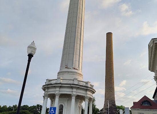 kentucky/louisville/landmark/louisville-water-tower