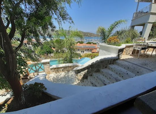 turkiye/fethiye/landmark/nude-restaurant-fethiye