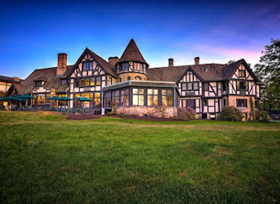 ohio/punderson-state-park/landmark/punderson-manor-lodge-conference-center