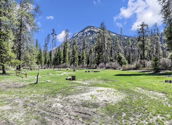 idaho/sawtooth/landmark/sawtooth-lodge