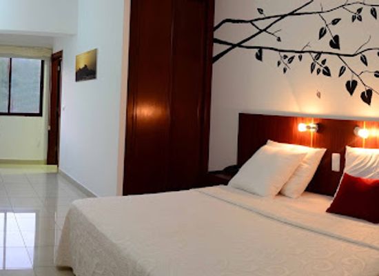 cabo-verde/sao-vicente/landmark/don-paco-hotel
