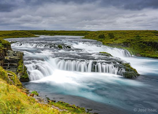 iceland/hengifoss-waterfall/landmark/agissioufoss-waterfall