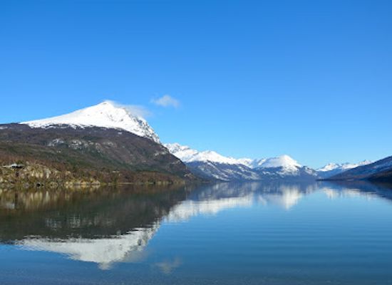 chile/magallanes-and-chilean-antarctica-region/landmark/lake-roca-tierra-del-fuego
