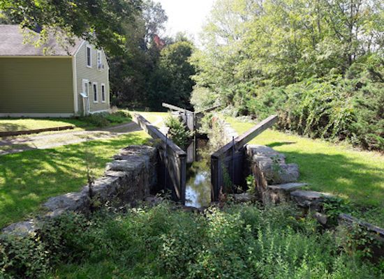 connecticut/the-quiet-corner/landmark/lock-12