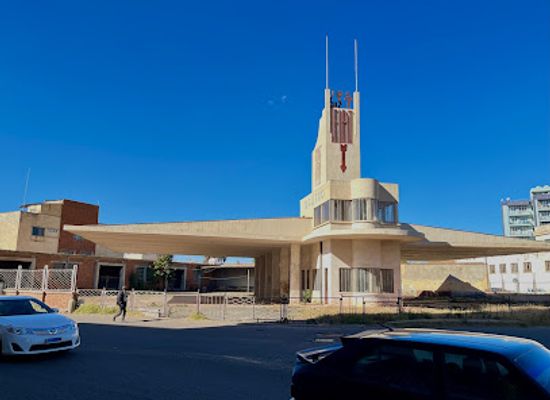 eritrea/semienawi-keyih-bahri/landmark/fiat-tagliero