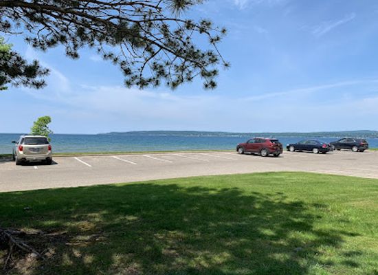 michigan/northern-michigan/landmark/waterfall-area