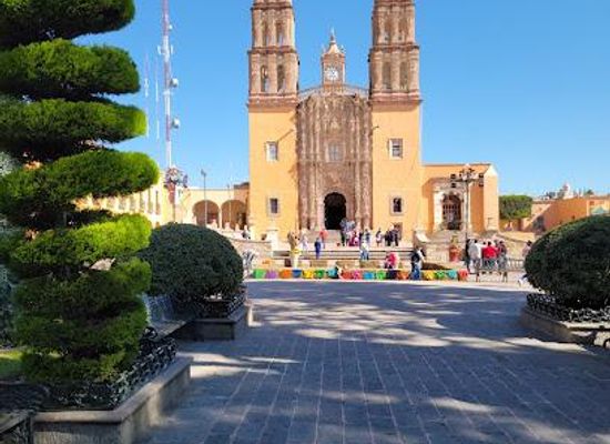 mexico/bajio/landmark/parroquia-de-nuestra-senora-de-los-dolores