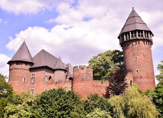 germany/westphalia/landmark/burg-linn