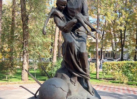 kazakhstan/central-kazakhstan/landmark/memorial-to-the-famine
