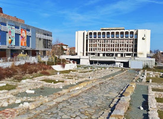 bulgaria/stara-zagora/landmark/state-opera-stara-zagora