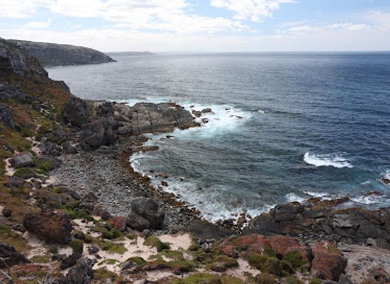 australia/kangaroo-island/landmark/kangaroo-island-wilderness-trail