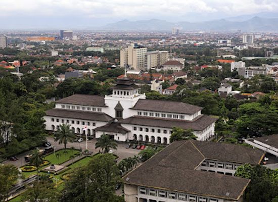 indonesia/west-java/landmark/gedung-sate
