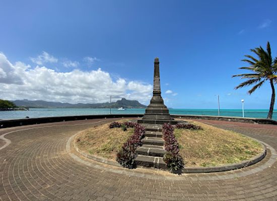 mauritius/mahebourg/landmark/monument-commemorating-la-bataille-naval-du-vieux-grand-port